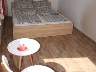 2 db francia ágyas hálószoba